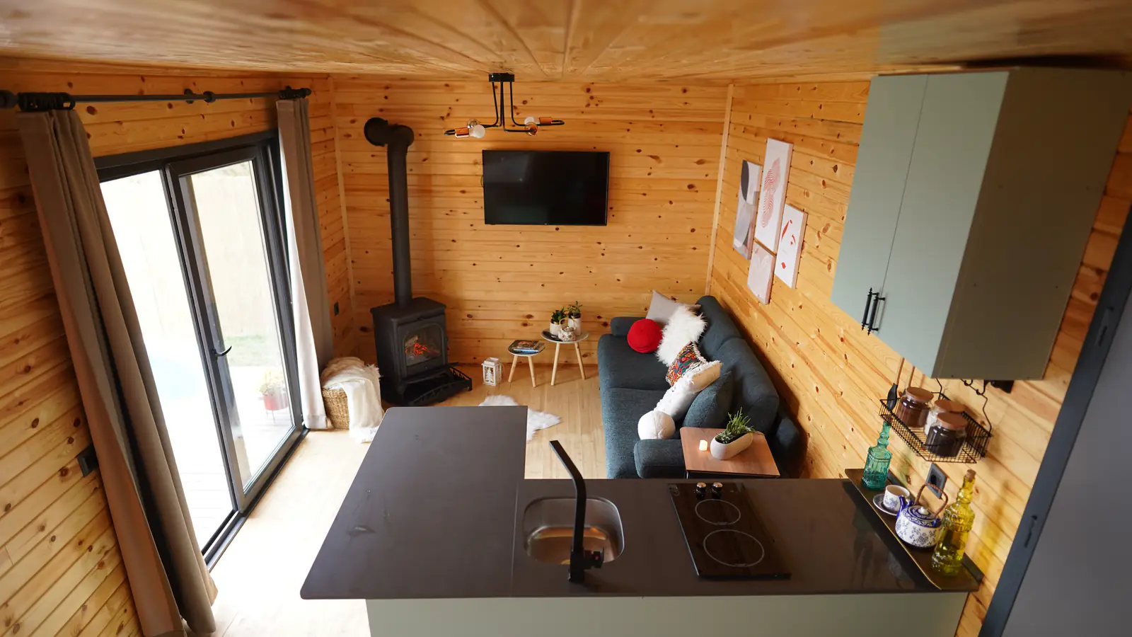 No:95 Deluxe Bungalov mutfak genel gorunumu