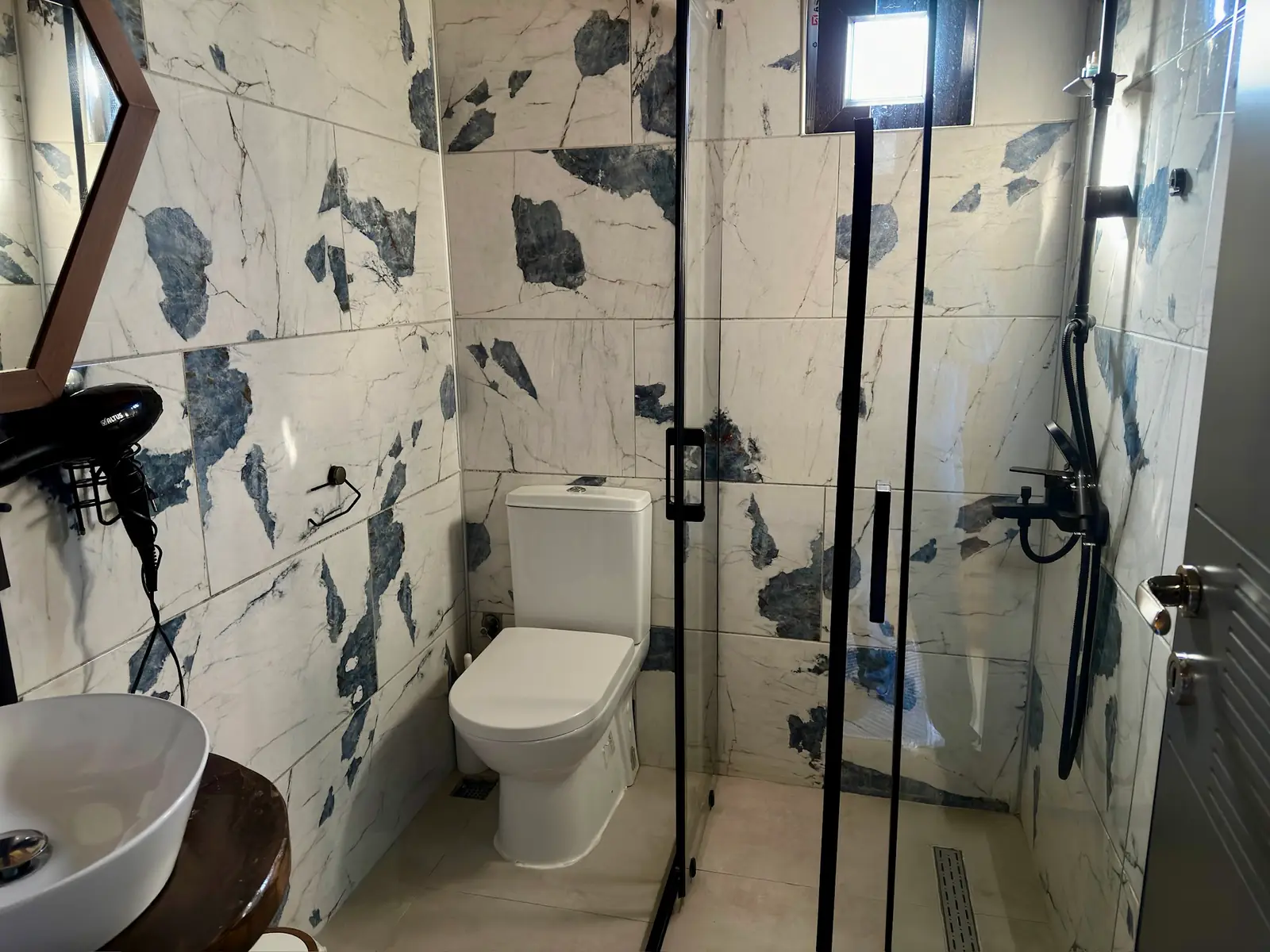 No:95 Deluxe Bungalov banyo